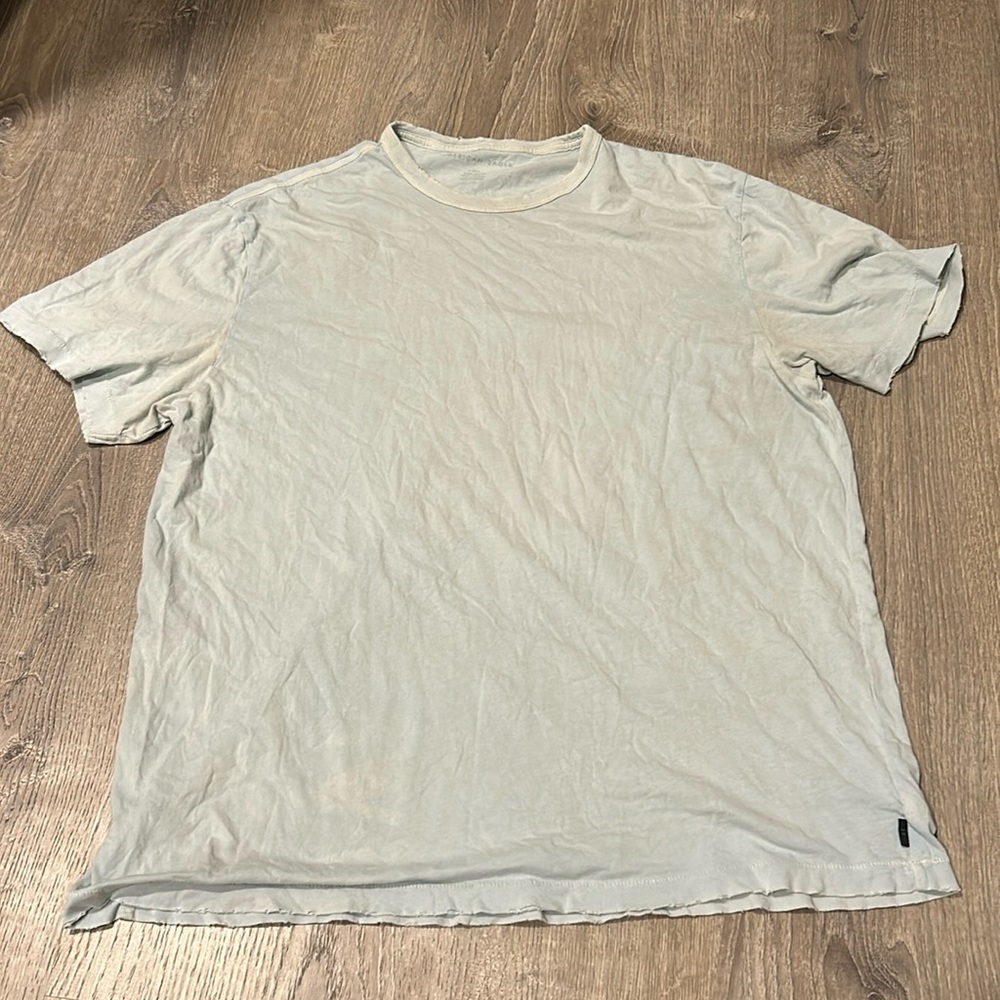 👕3/$15 👕 American Eagle Outfitters Light Blue Distressed Men’s T-Shirt